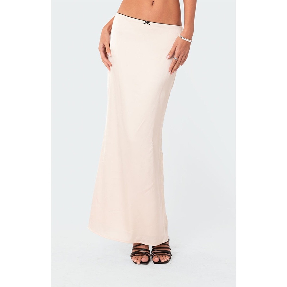 Edikted XS Satin Back Slitted Low Rise Maxi Skirt in Beige Mermaidcore